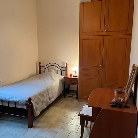 The Atelier Τράπεζα