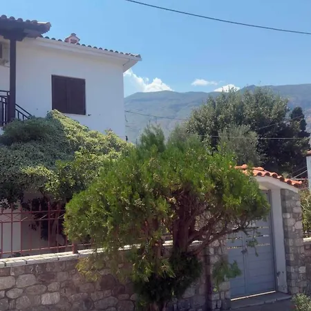 Apartment The Atelier Trapeza (Peloponnese)